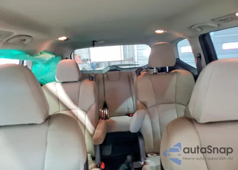 2024 Subaru Ascent Premium z USA, uszkodzony, nr VIN 4S4WMAED5R3458009